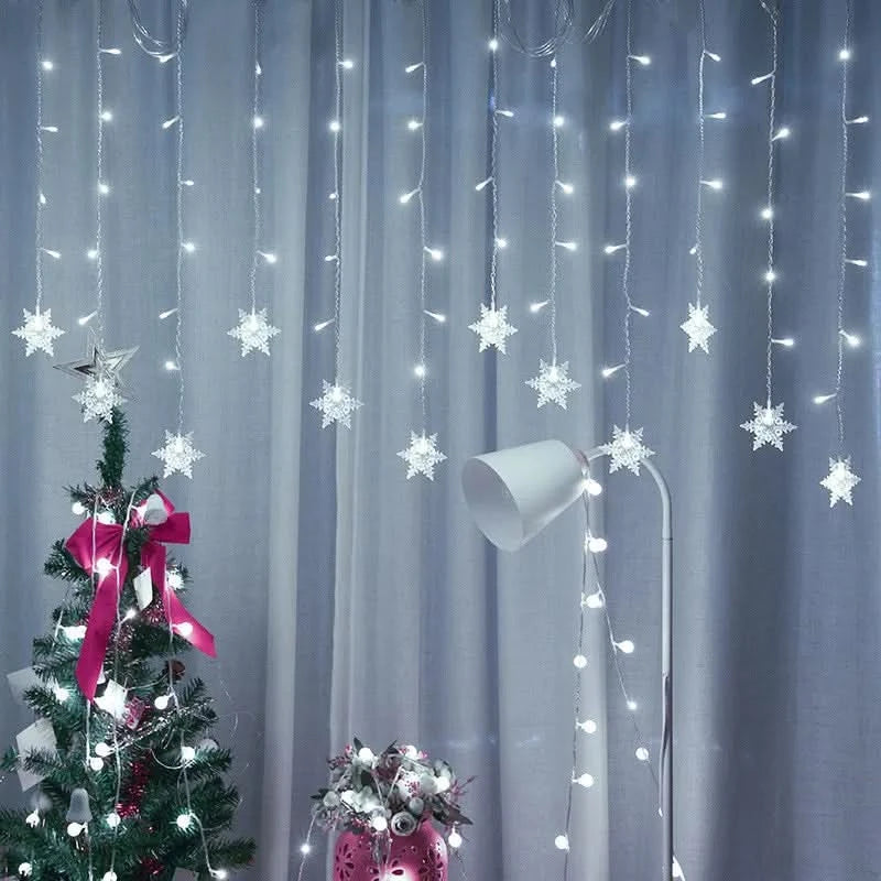Cortina de Luzes LED Floco de Neve – Magia Natalina em Cada Detalhe - Imagem 8