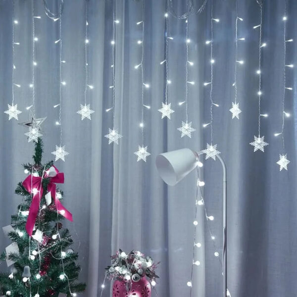 Cortina de Luzes LED Floco de Neve – Magia Natalina em Cada Detalhe - Imagem 2