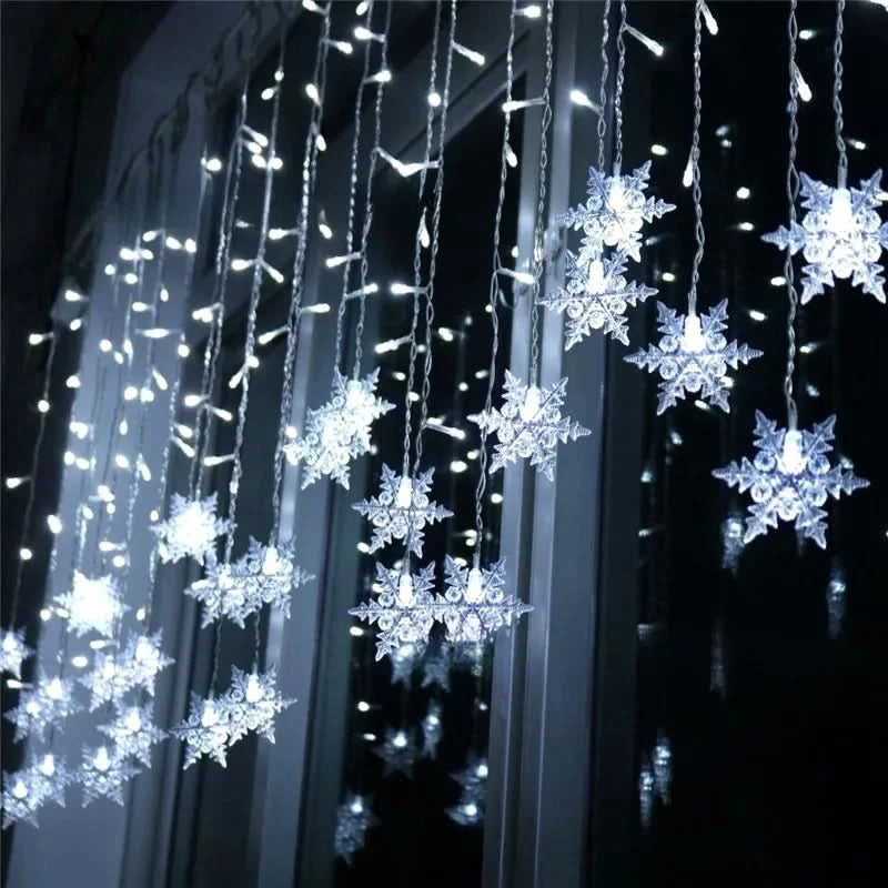 Cortina de Luzes LED Floco de Neve – Magia Natalina em Cada Detalhe - Imagem 20
