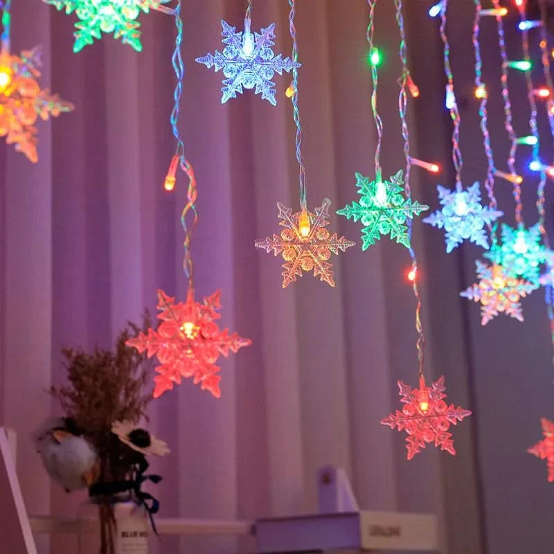 Cortina de Luzes LED Floco de Neve – Magia Natalina em Cada Detalhe - Imagem 15