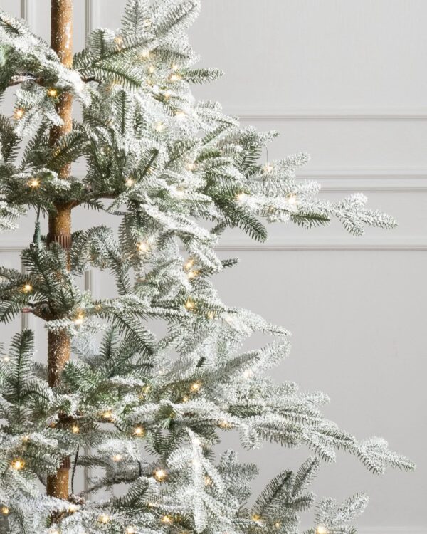 Árvore de Natal Nevada com Galhos Nevados, Suporte Metálico e Micro LEDs Embutidos - Imagem 2
