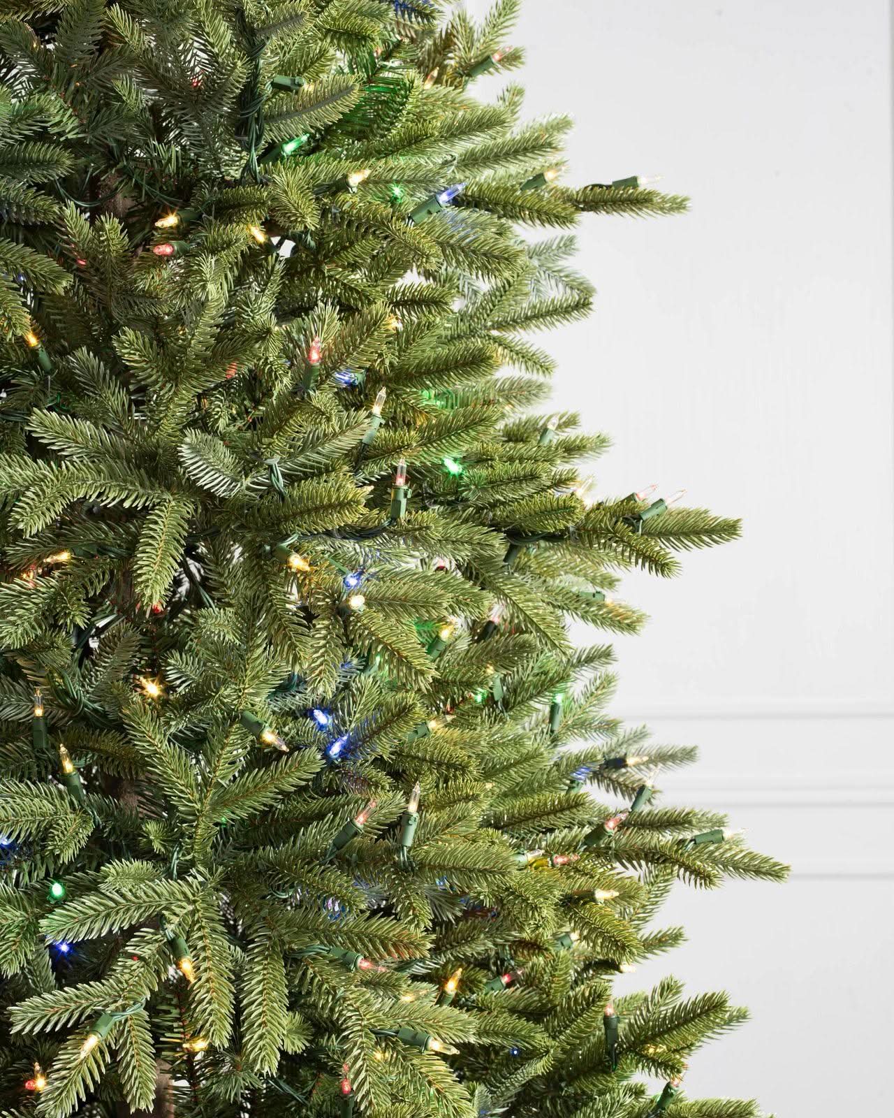 Árvore de Natal Norway Spruce com Galhos Articulados, Suporte Metálico e Micro LEDs Coloridos Embutidos - Imagem 3