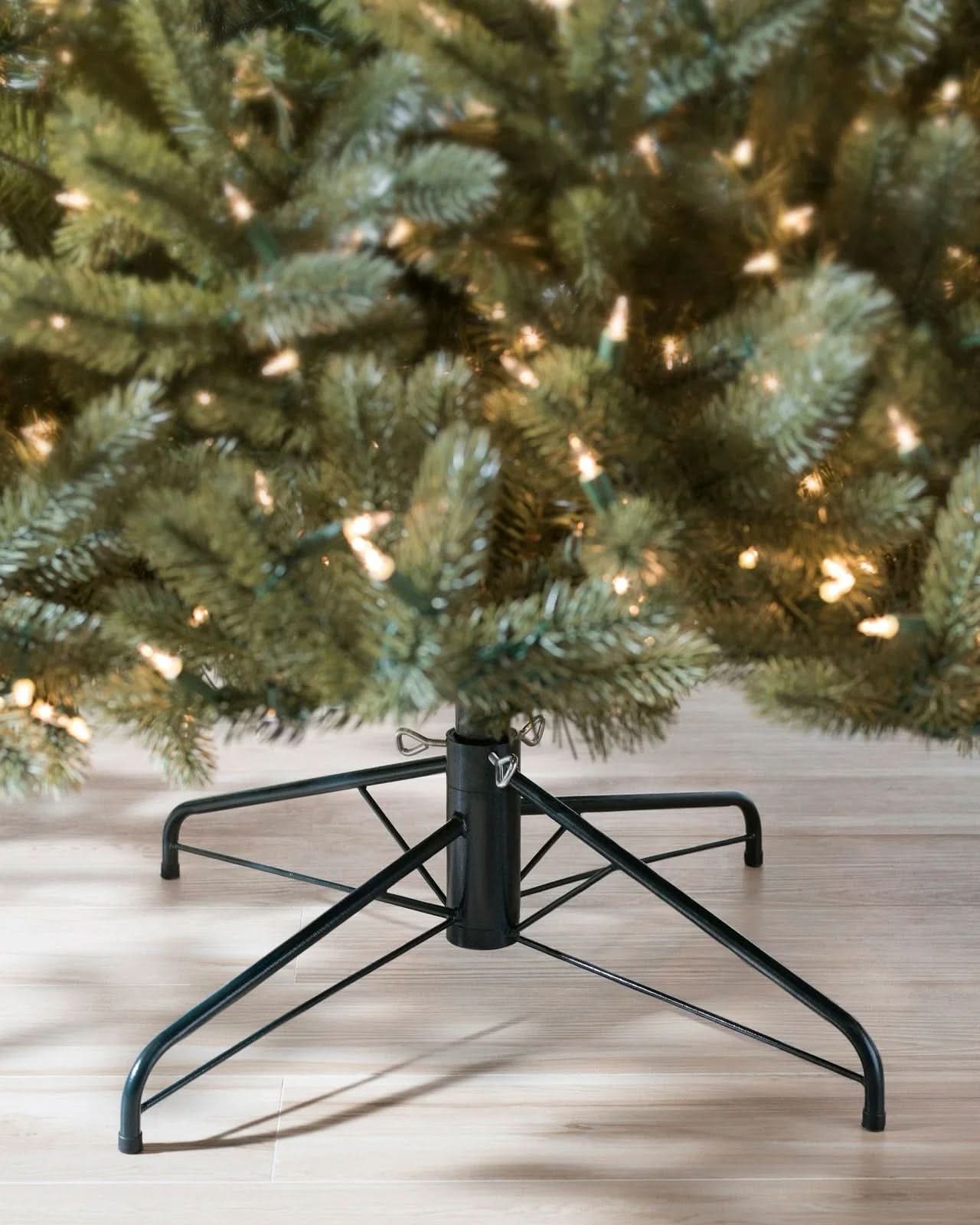 Árvore de Natal Vermont White Spruce com Galhos Articulados, Suporte Metálico e Micro LEDs Embutidos - Imagem 4