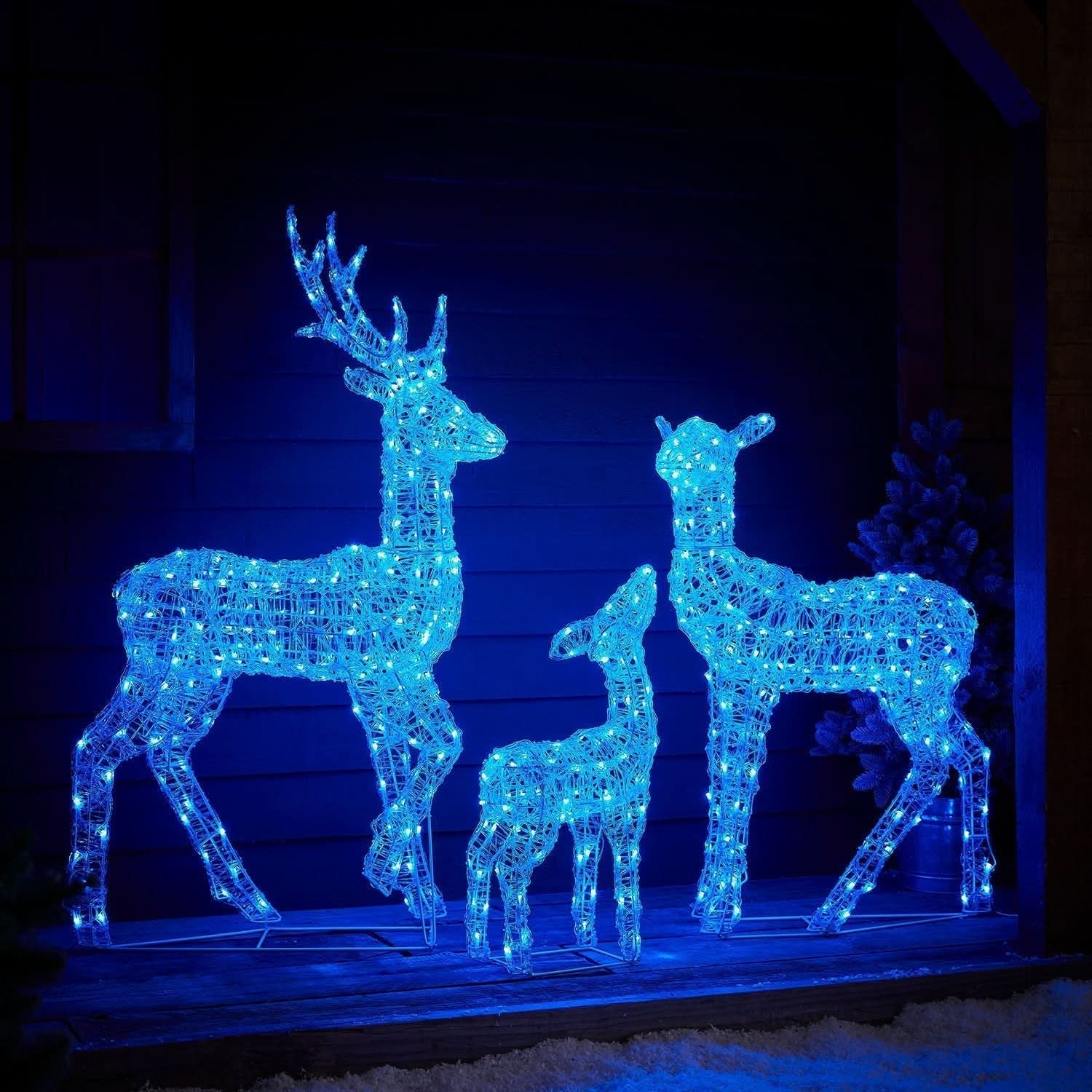 Conjunto de Renas Iluminadas com LED RGB Inteligente e Controle via Wi-Fi - Imagem 9