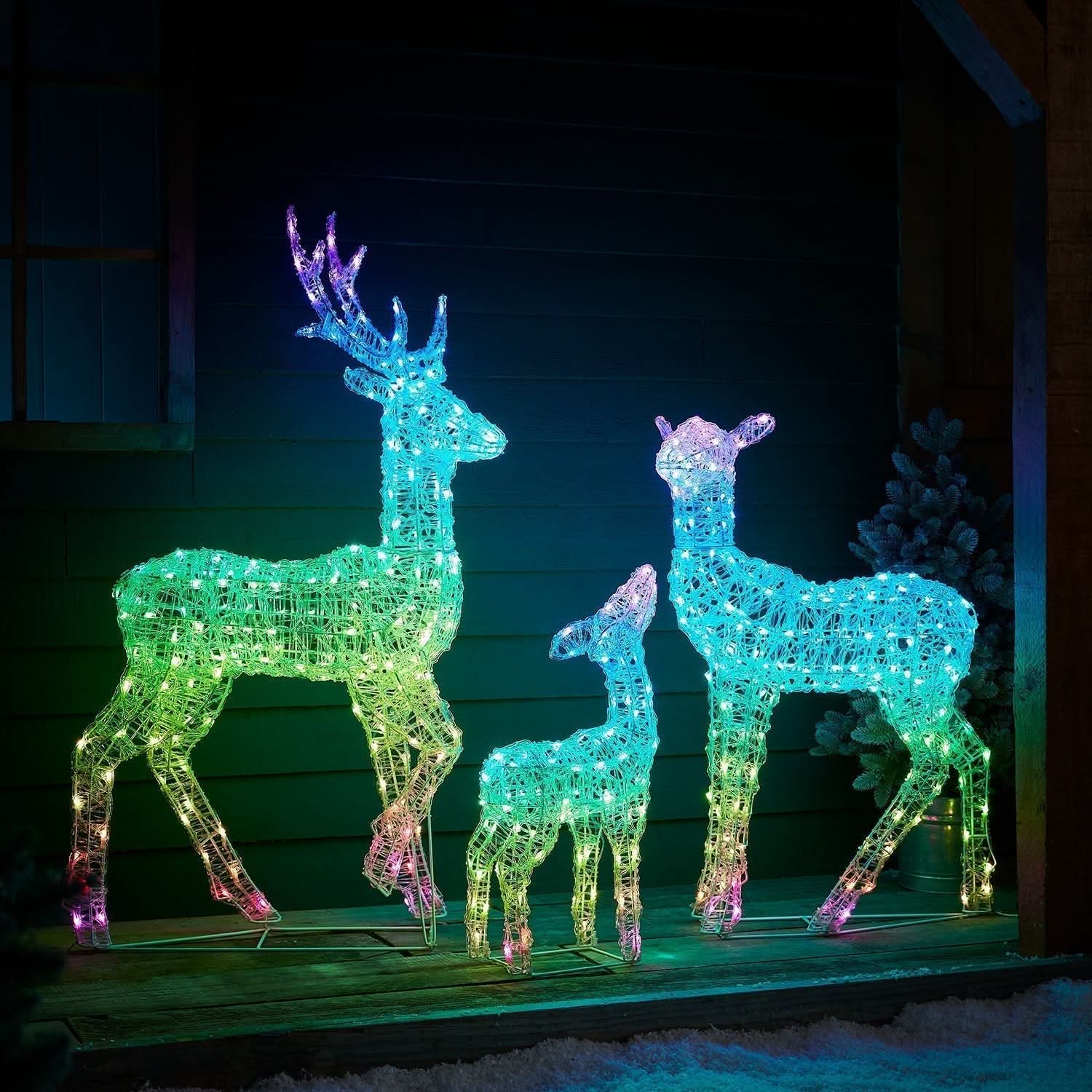 Conjunto de Renas Iluminadas com LED RGB Inteligente e Controle via Wi-Fi - Imagem 2